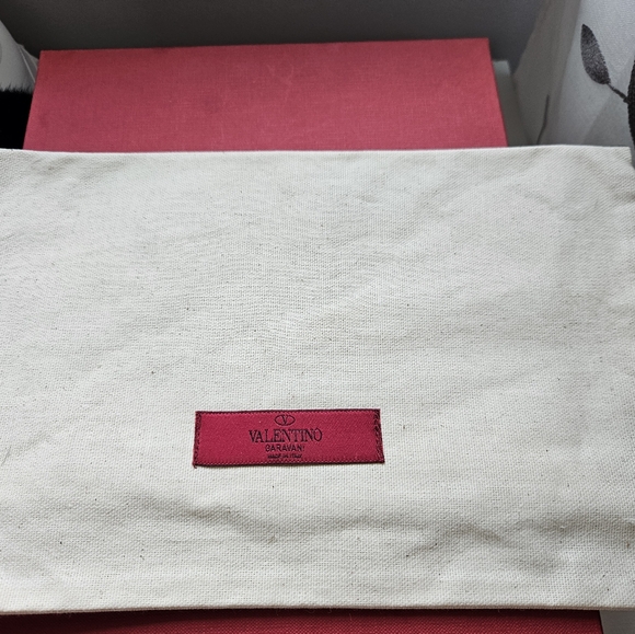 Valentino Rockstud sneakers FINAL $ FIRM - Picture 10 of 10